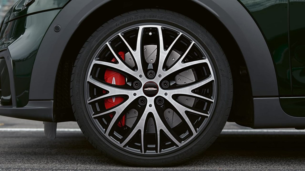 MINI John Cooper Works MINI John Cooper Works